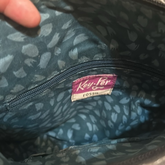 Fossil Key-Per quilted crossbody purse - Picture 3 of 10